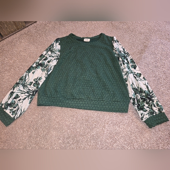 Flawless Anthropologie - Picture 1 of 6